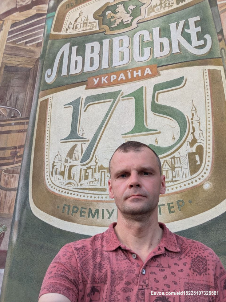 Вітаю! Спекотно. Ні на що не натякаю, пам'ятаймо: надмірне вживання алкоголю шкідливе для здоров'я.
Пропусти келих квасу — задонать на старлінки.
На старлінк для нацгвардійців
🎯 Ціль: 30 000₴

🔗Посилання на Банку
https://send.monobank.ua/jar/9ijx76dVWY

💳Номер картки Банки
5375411208622246