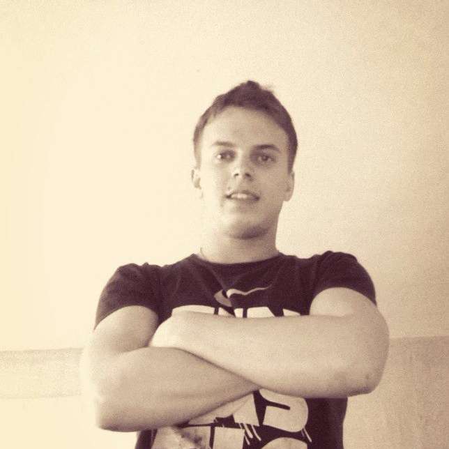 Александр Маненков