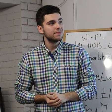 Евгений Лавриненко