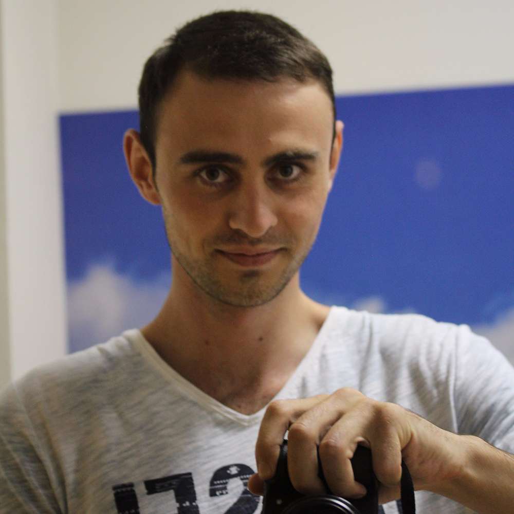 Эмиль Гулиев