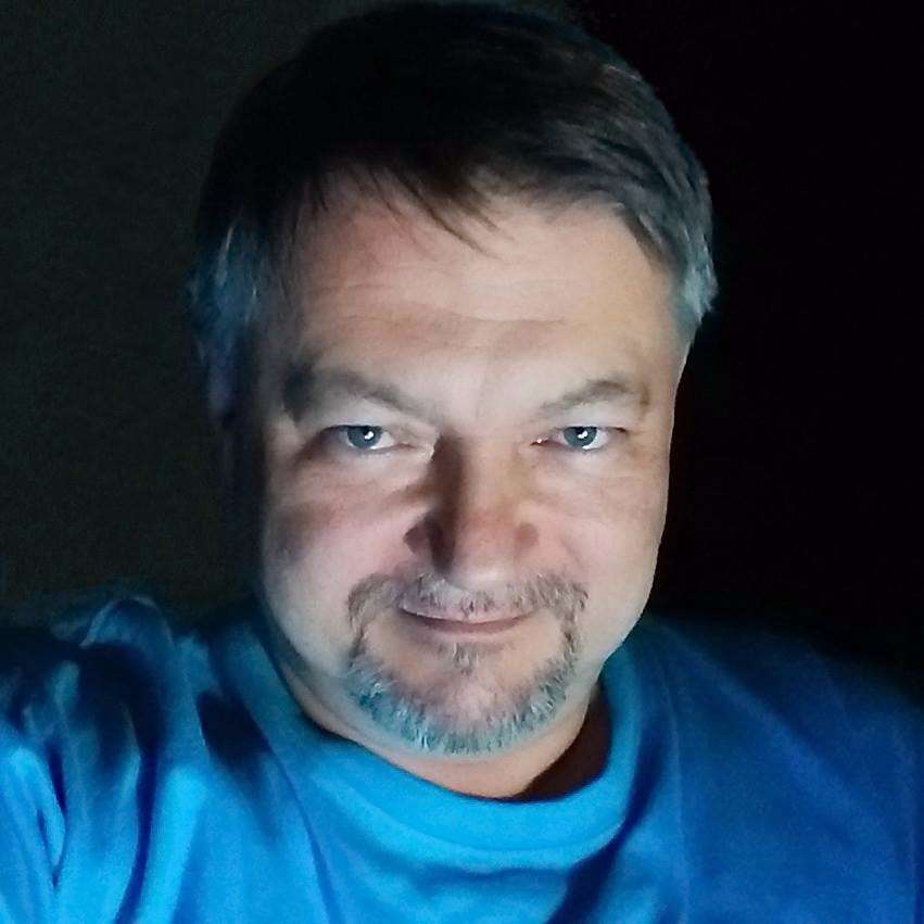 Ростислав Твердоступ