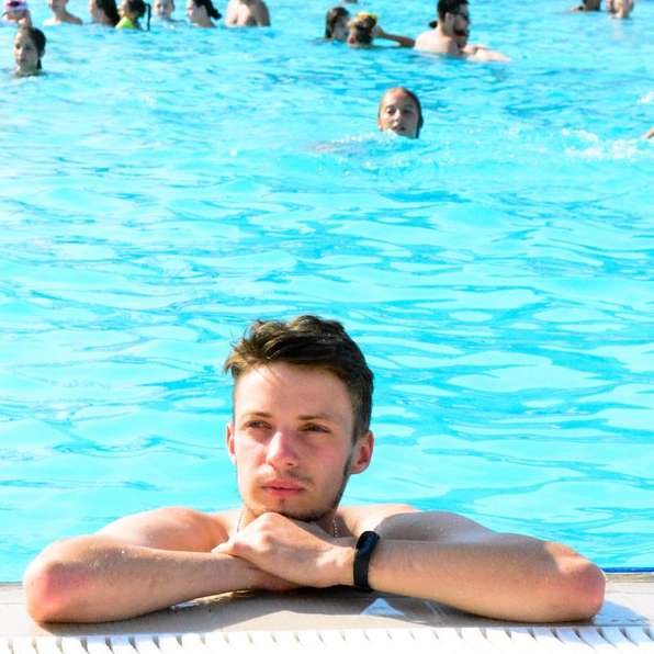 Антон Таран