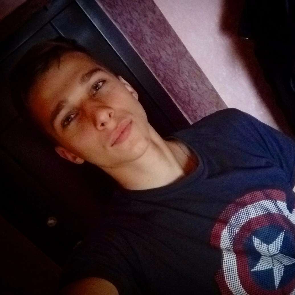 Максим Гулай