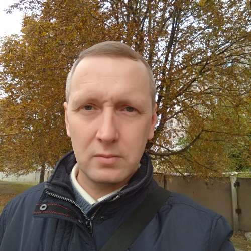 Михаил Иванов