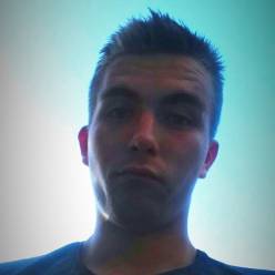 Владислав Разуваев