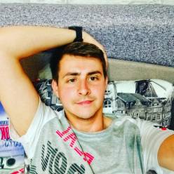 Артем Купрієнко