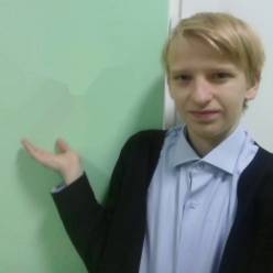 Андрей Колесников